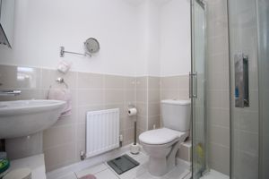 En-Suite- click for photo gallery